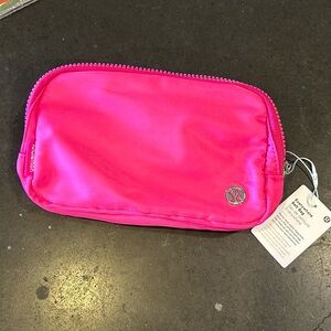 NWT, Sonic Pink, Lululemon everyday belt bag